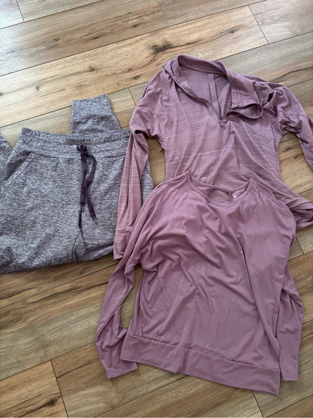 Women’s Cozy Lounge Top & Henley Set in Mauve Pink